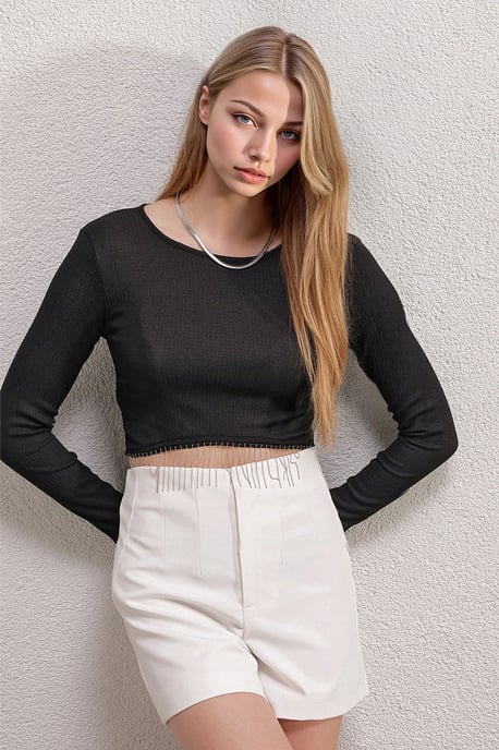 Geribbelde Textuur Cropped Top met Kettingsdetail - Image 3