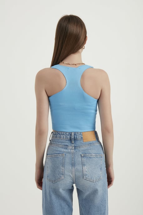 Woven Square Neck Sleeveless Basic Crop top - Image 4