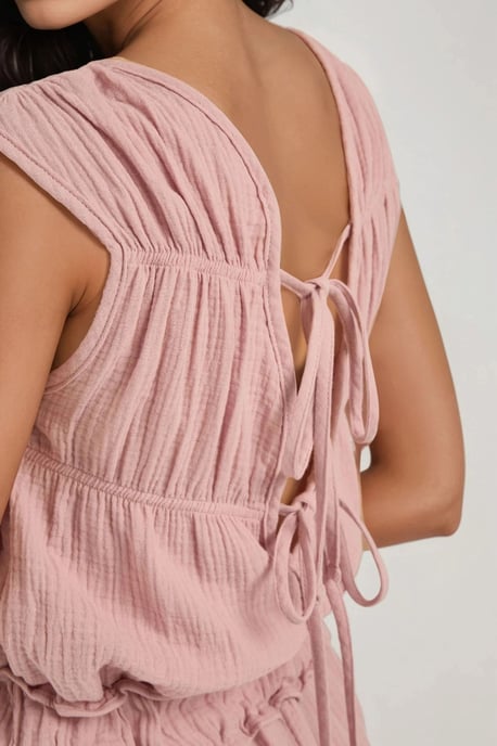 Textured Short Leg Jumpsuit met Ronde Hals - Image 3