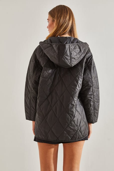 Gekapte Oversized Gewatteerde Donsjas - Image 4