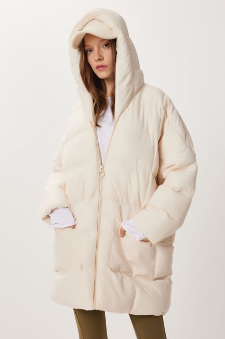 Överdimensionerad zip-kraöver dunjacka med fickor - Image 1