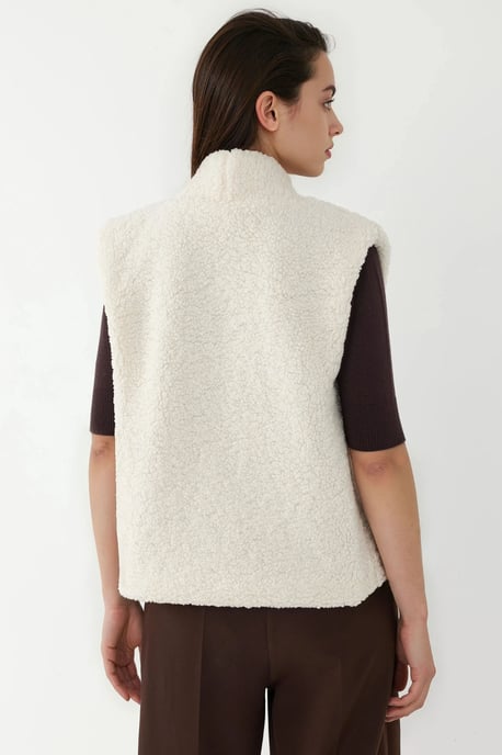Pluche Mouwloos Vest - Image 4