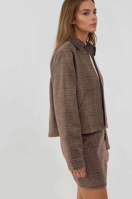 Plaid Patterned Wool Blend Jacket with Suede Collar - Image 2