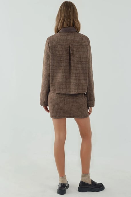 Plaid Patterned Wool Blend Jacket with Suede Collar - Image 3