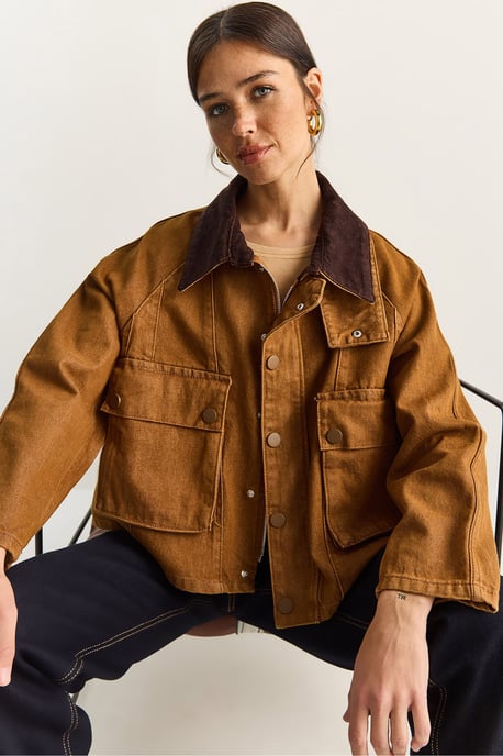 Oversized Denimmössa med knäppning och fickor - Image 1