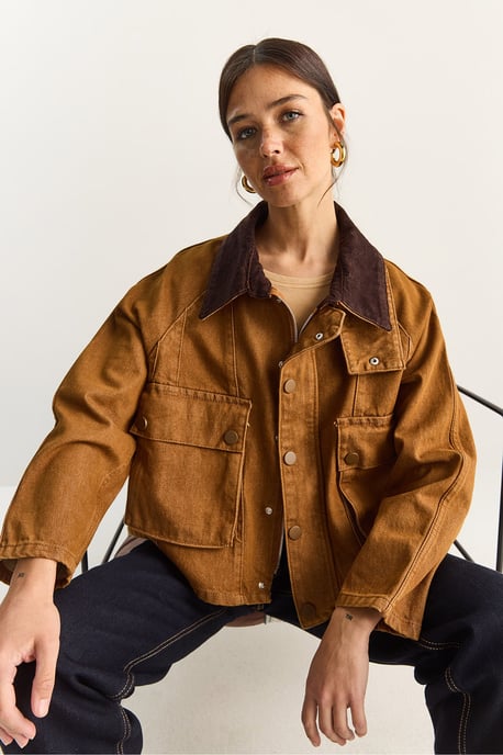 Oversized Denimmössa med knäppning och fickor - Image 3