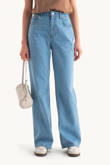 High Waist Straight Leg Jeans - Image 2