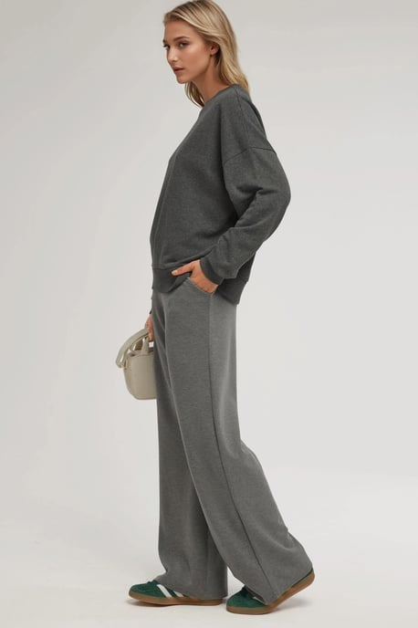 Oversized Crewneck Basis Sweatshirt - Image 6