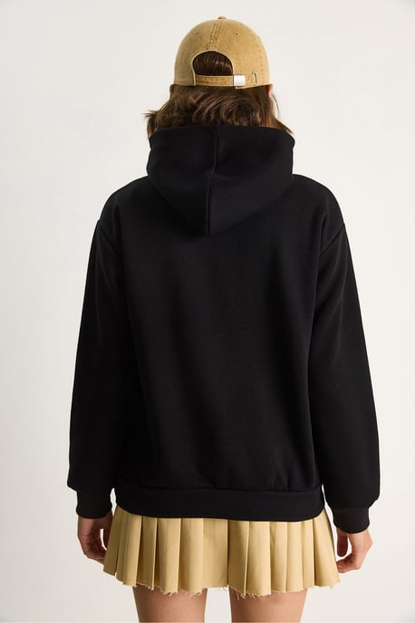 Hoodie med broderi - Image 6