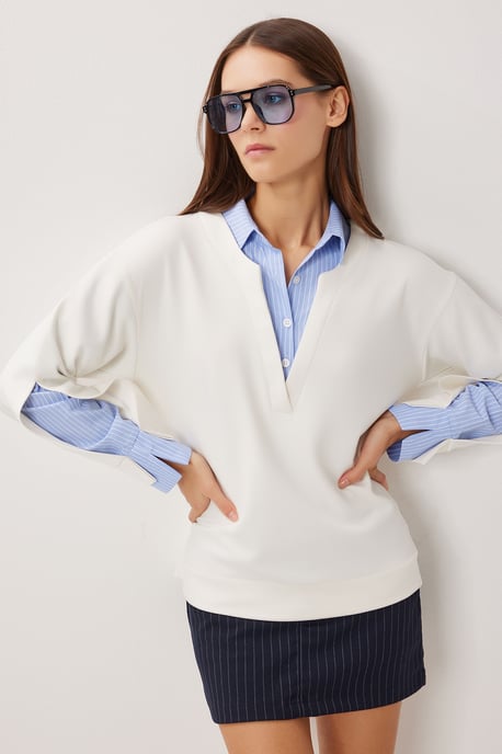 V-ringad långärmad sweatshirt med poplin-detalj - Image 1