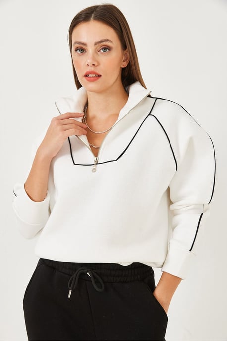 Hooded Cropped Oversized Sweatshirt met Pompom - Image 3