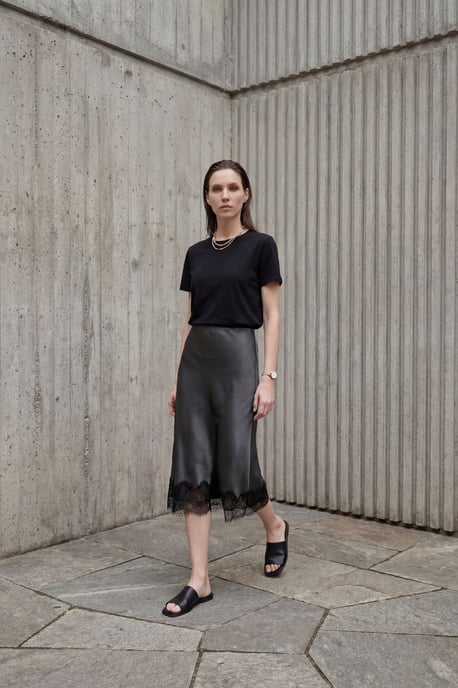 Lace Gedetailleerde Satijnen Midi Rok - Image 1