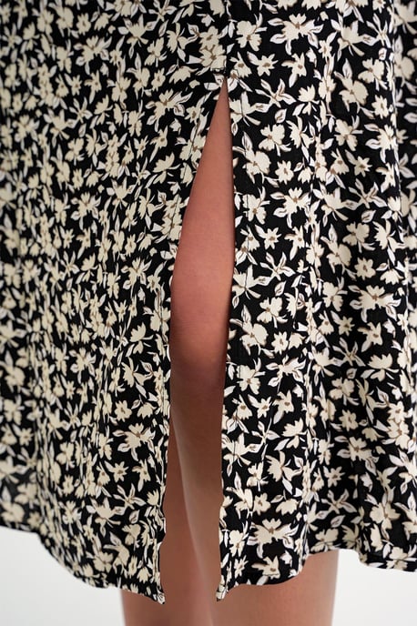 High-Waisted Floral Midi Skirt - Image 6