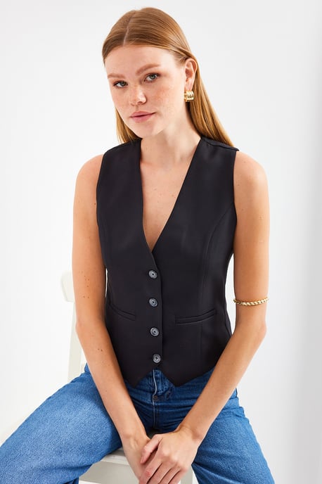 Fitted Buttoned V-hals Vest met Paspelzak - Image 4