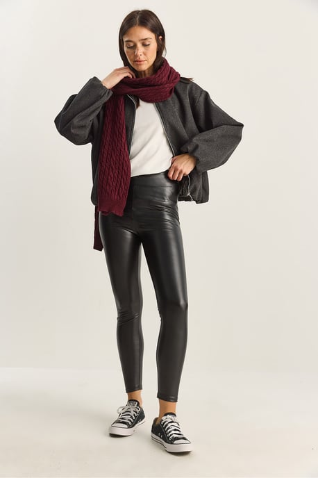Elastic Waist Faux Leather Skinny Pants - Image 4