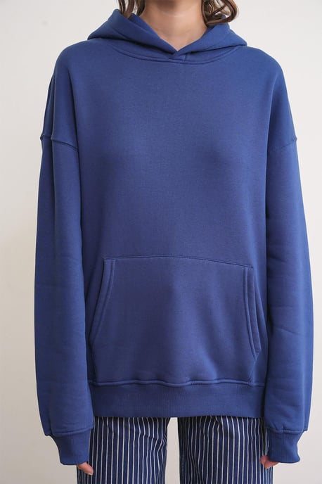 Oversized Hooded Sweatshirt with Pocket - Image 5