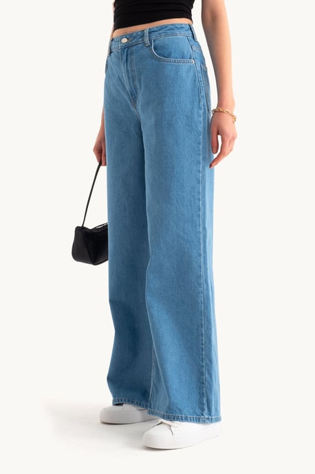 High Waist Super Wide Leg Jeans - Image 1