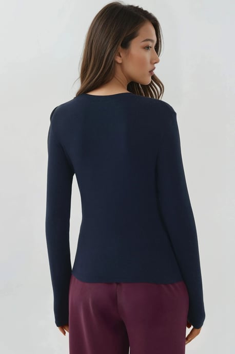 Ultra Soft Touch Slim Fit Crew Neck Long Sleeve Basic Top - Image 3