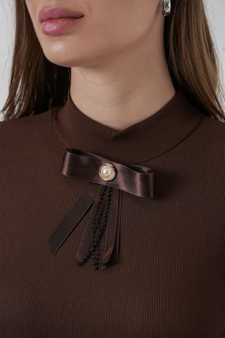 Aangesloten Lange Mouw Halve Colblouse met Lintdetail - Image 4