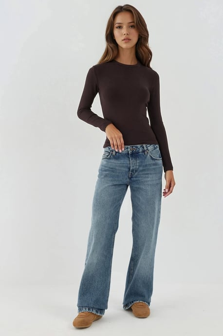 Ultra Soft Touch Slim Fit Crew Neck Long Sleeve Basic Top - Image 5