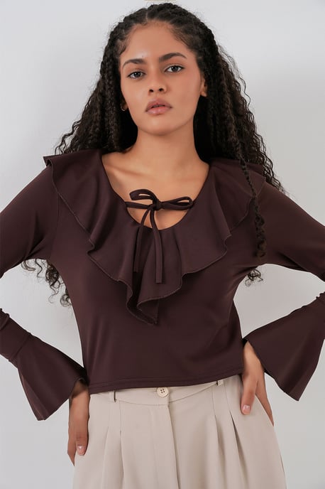 Frilly V-Neck Crop Blouse - Image 4