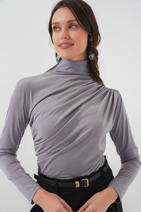 Fitted Turtleneck Blouse with Drape Detail - Image 3