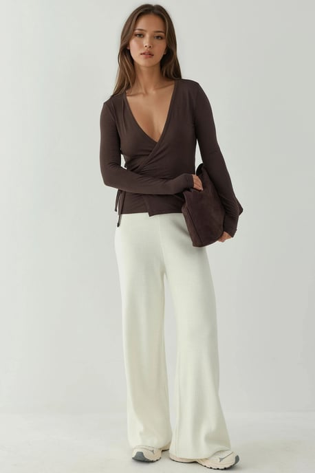 Zachte Touch Gebreide V-hals Lange Mouwen Viscose Blouse - Image 5