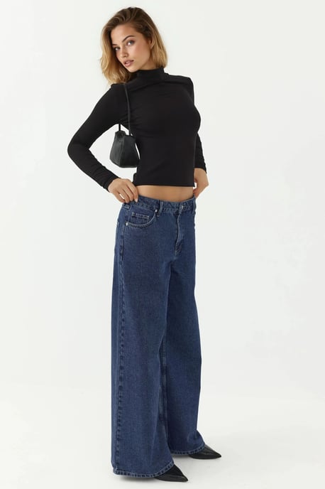 Slim Fit Turtleneck Long Sleeve Top - Image 4