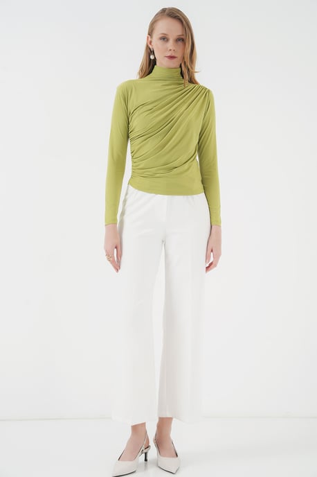 Aansluitende colblouse met drapeer-detail - Image 2