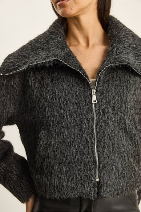 Textuurrijke Pluche Bomber met Ritsluiting - Image 6