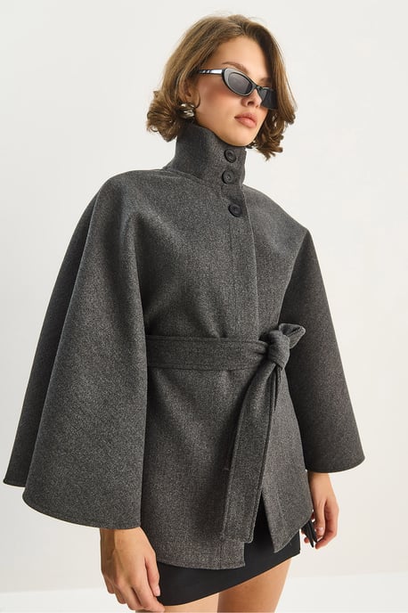 Ponchojacka med knytning - Image 6