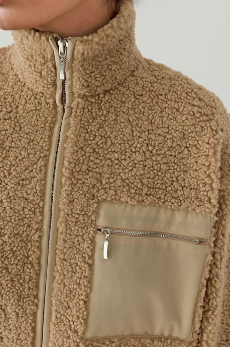 Texturerad jacka med fickdetalj - Image 4