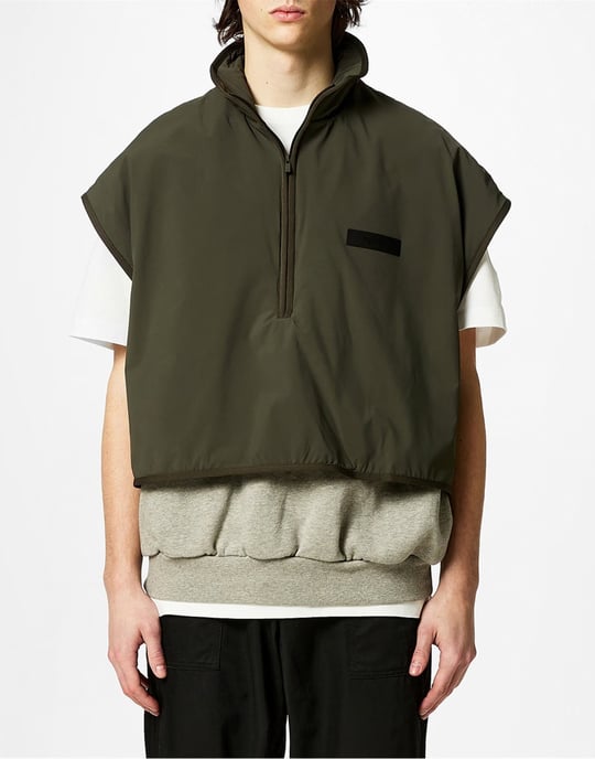 Essentials Nylon Fleece Mockneck Väst - Image 3