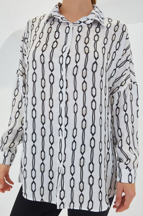 Oversized Satijnen Knopenblouse - Image 4
