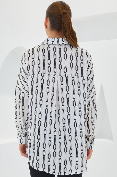 Oversized Satijnen Knopenblouse - Image 5