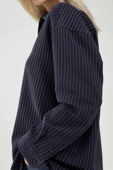 Oversized Randig Skjorta - Image 4