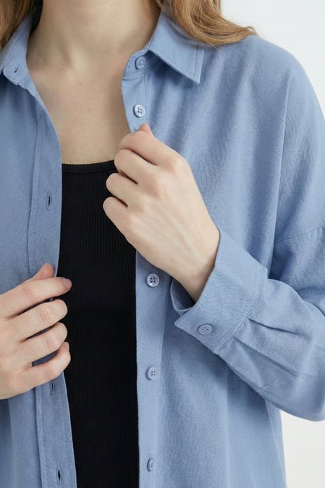 Relaxed Fit Poplin Shirt with Button Closure - Image 5