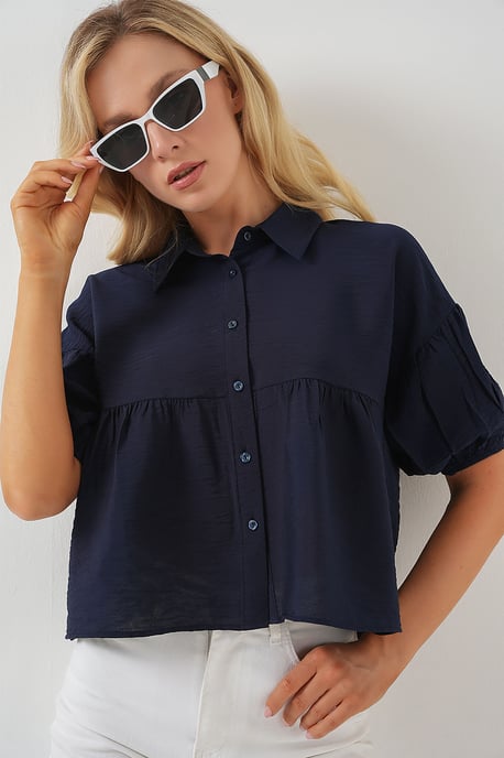 Losse Cropped Overhemd met Knopen en Shirtkraag - Image 4