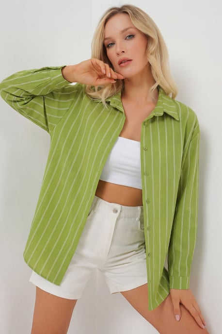 Gestreepte Oversized Blouse met Knopsluiting - Image 1