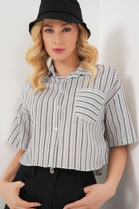 Striped Crop Shirt with Pocket - Image 1