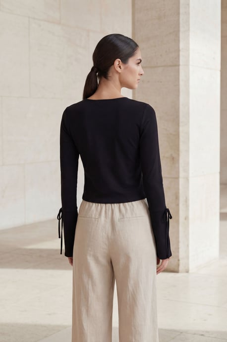 Crop Tie Detail V-Neck Linen Shirt - Image 3