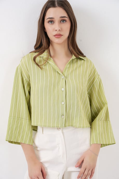 Oversized Randig Croppad Skjorta med Knappar - Image 3