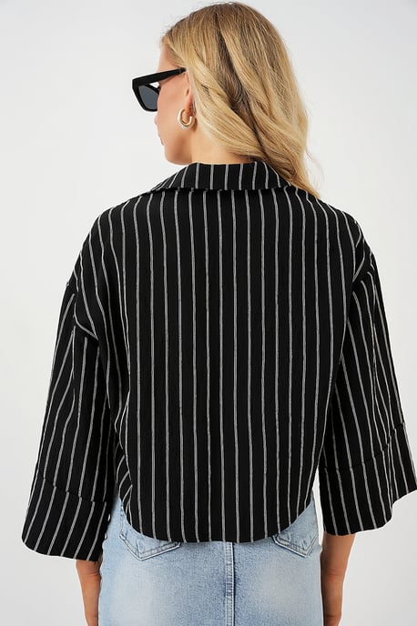 Oversized Gestreepte Cropped Shirt met Knopen sluiting - Image 6