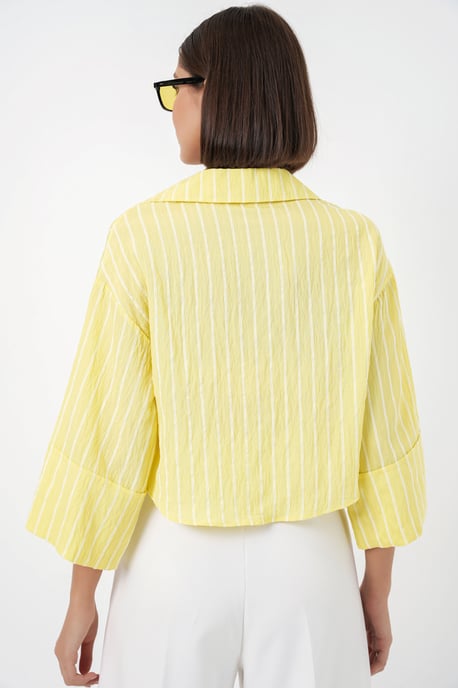 Oversized Gestreepte Cropped Shirt met Knoopsluiting - Image 6