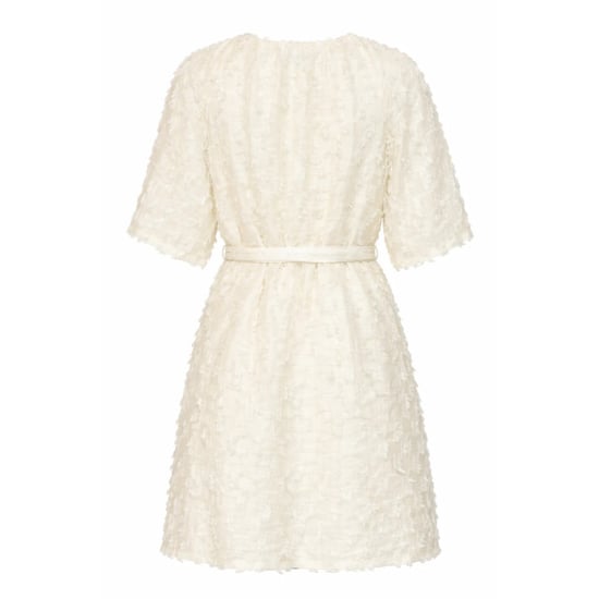 Smashed Lemon Crème jurk met transparante fringe structuurstof | - Image 5