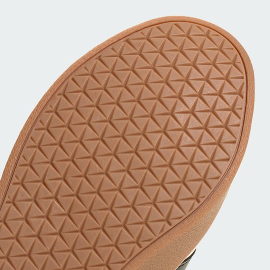 VL Court Base Shoes - Image 4