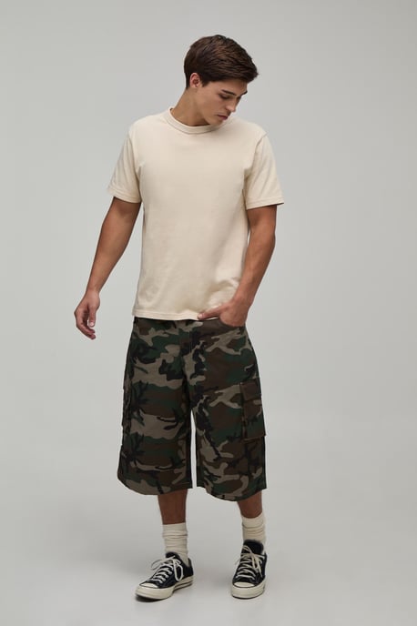 Wide Fit Camo Cargo Longline Short - Image 4