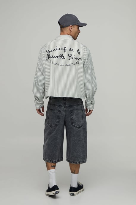 Boxy Crop Stripe Back Print Long Sleeve Shirt - Image 2