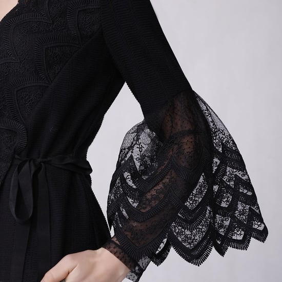 Cross-heart knit top with scalloped edge lace - Image 3