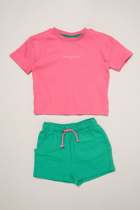 Short Sleeve Printed Tee and Woven Crepe Shorts Outfit Set - Image 2